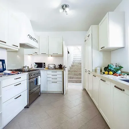 Casa Sirius فيلة بيناغيل